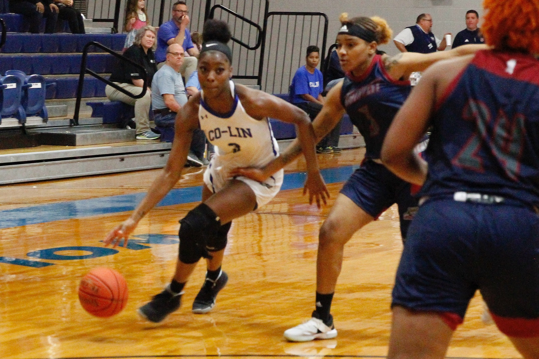 Lady Wolves never trail in victory over Southwest