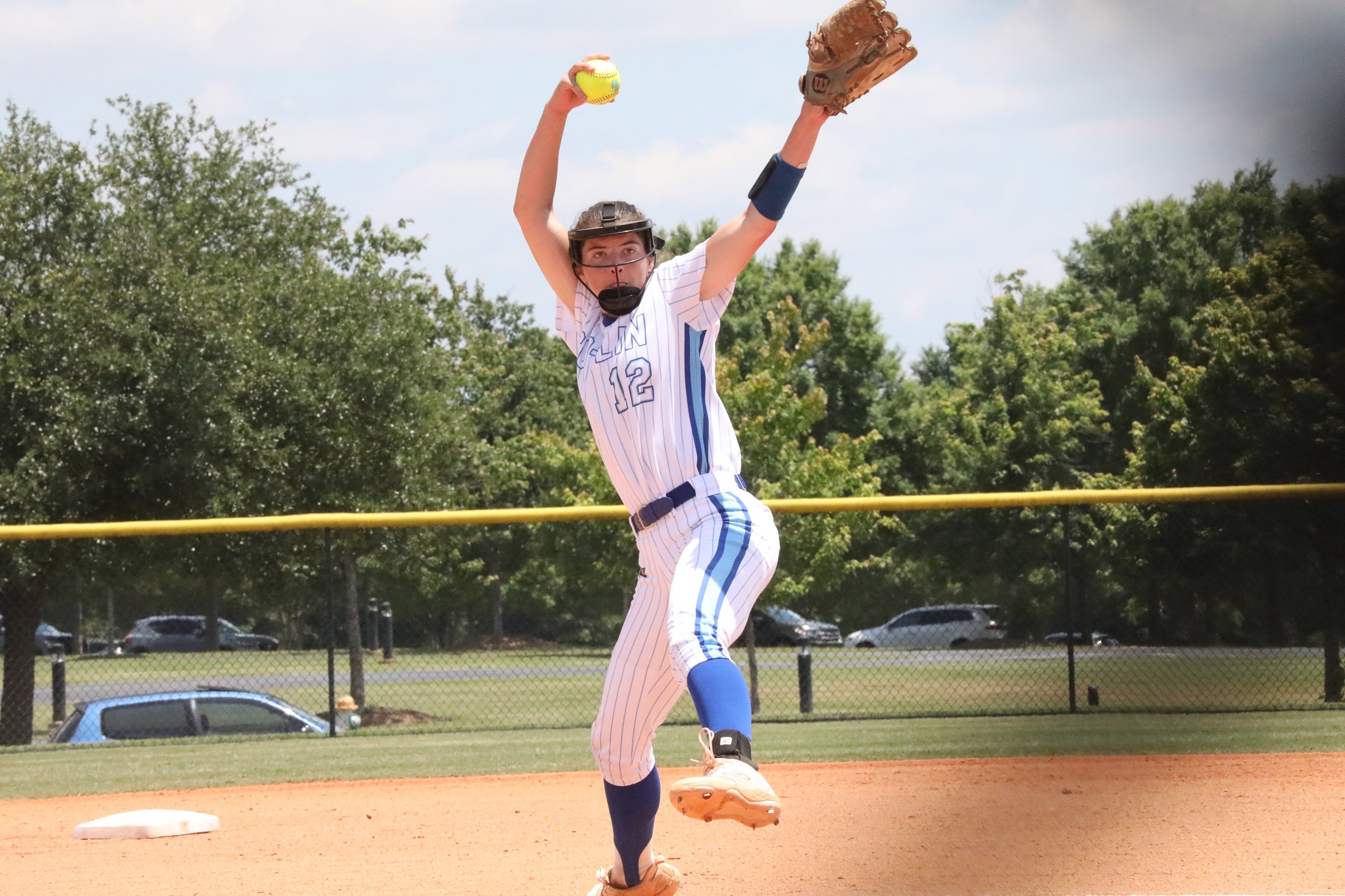 Lady Wolves Split Day at National Tournament