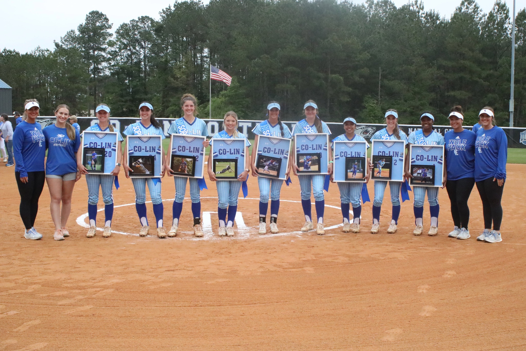 Lady Wolves Shutout Lady Lions in Sweep on Sophomore Day