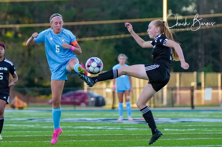 Lady Wolves beat Lady Warriors on Sophomore Day